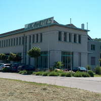 Gewerbebau Zwingen Ansicht Strasse